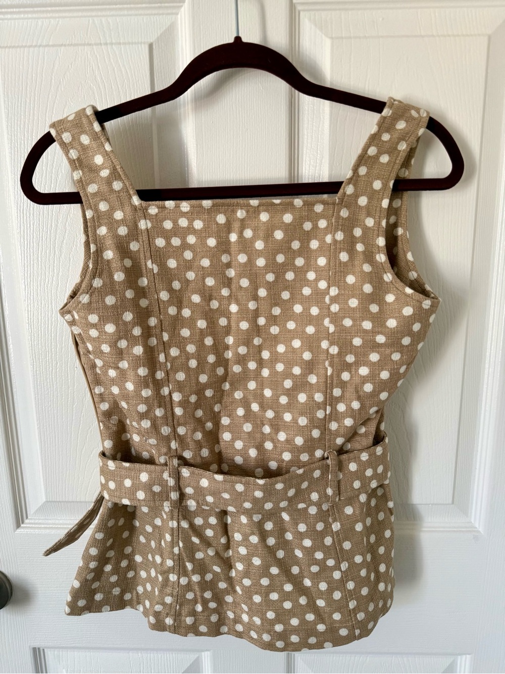NWT Ann Taylor Beige Polka Dot Peplum Top - XS - Picture 4 of 9